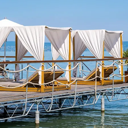 Hotel Mala Garden Design Siófok