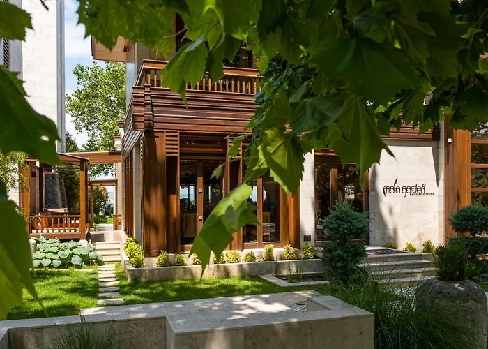 Mala Garden Design 4* Σίοφοκ